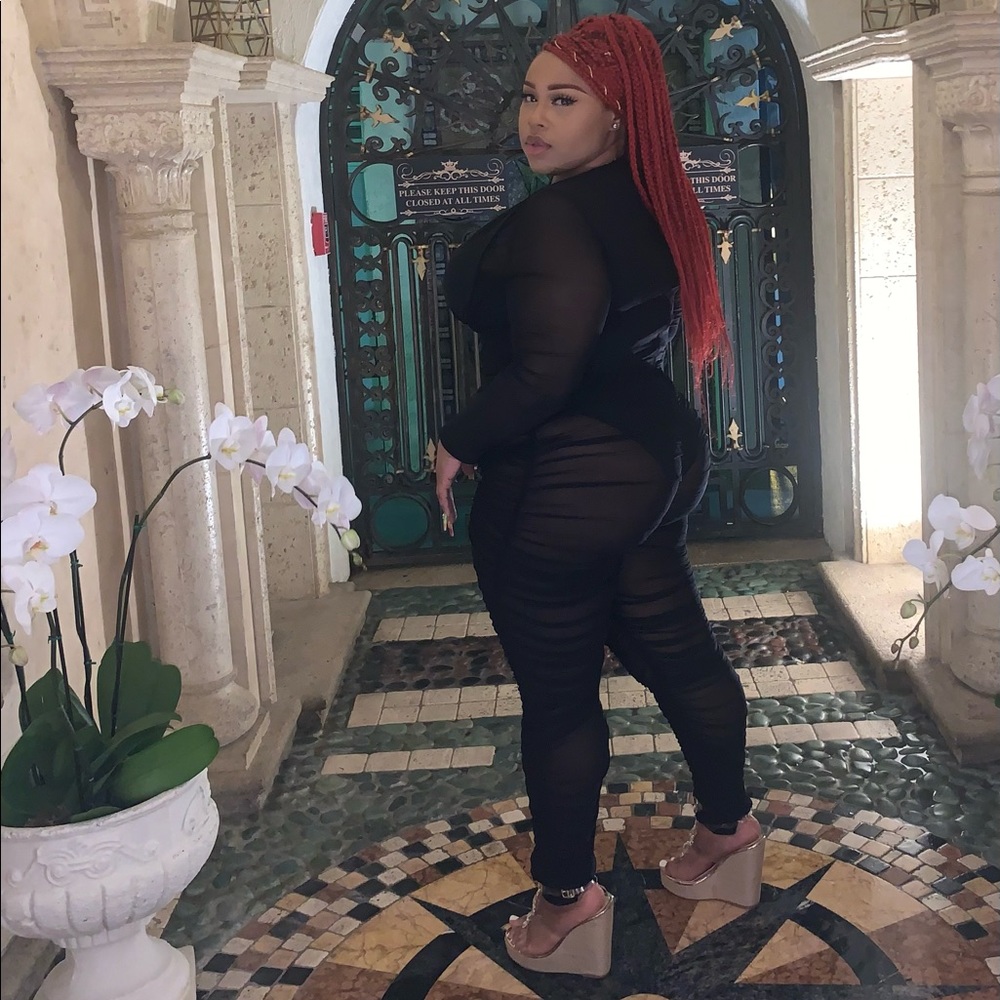 Prettylittlething Sheer Bodysuit 🔥🔥🥵